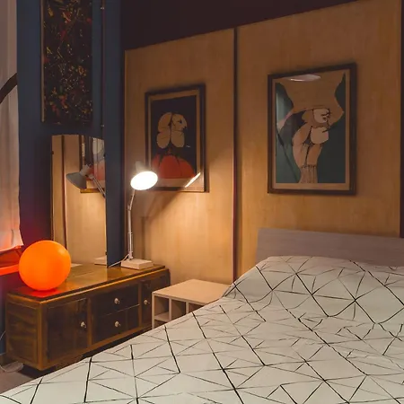 Library House - Venice Apartment *