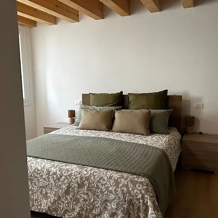 Апартаменты Casa Rielta, Tram E Parking