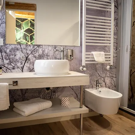 Πανσιόν Hermes San Marco 2*