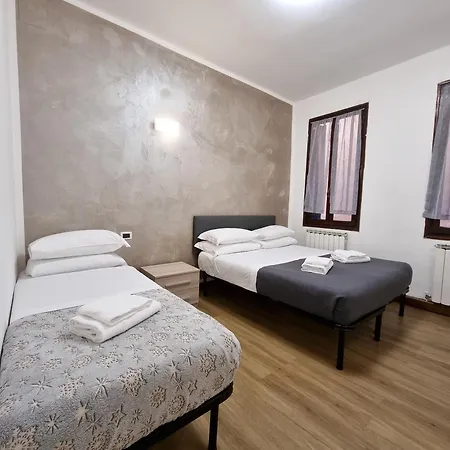 Rialto House Apartment *