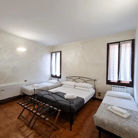 Rialto House Apartment Venice
