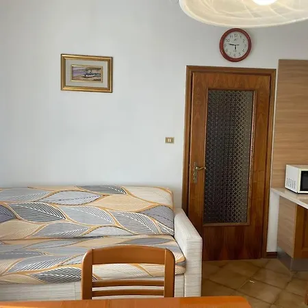 Holiday home Gate3-marcopoloairport-3 Da Letto-wifi-netflix-15' From Venice Tessera