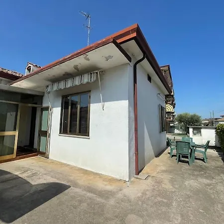 Holiday home Gate3-marcopoloairport-3 Da Letto-wifi-netflix-15' From Venice