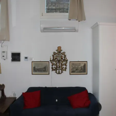 Mimi's Venice