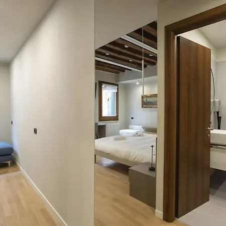 Rialto Prestige * Venice