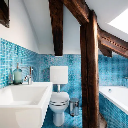 Gorgeous San Polo Apartment *
