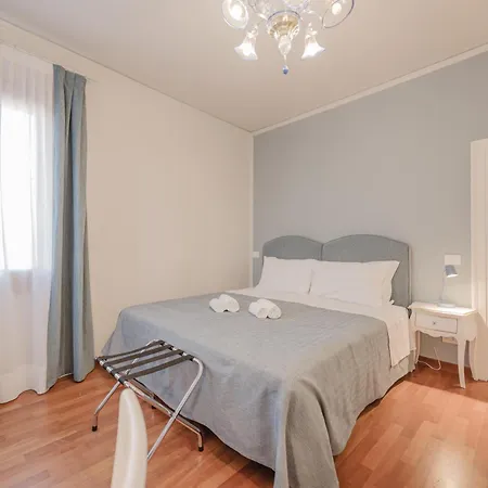 Santo Stefano Palace *