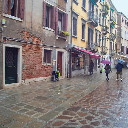1851 Apartment Venice