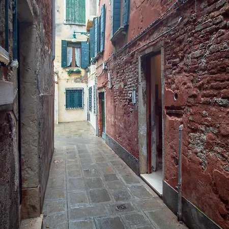 Apartment 1851 Venice