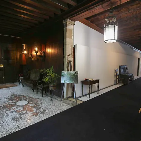 Il Giardino Segreto Di Monty Don Sul Canal Grande Apartment
