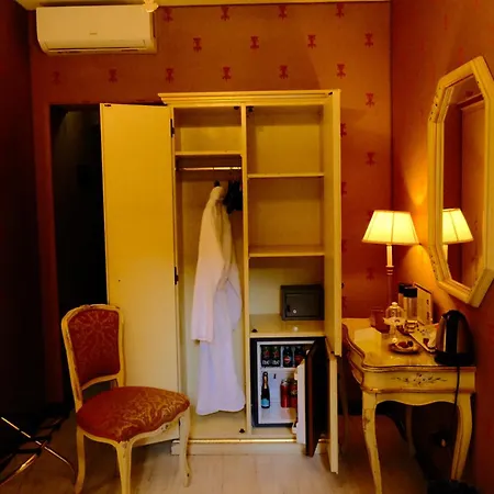 Hotel H O T E L S A N G A L L O L Wenecja