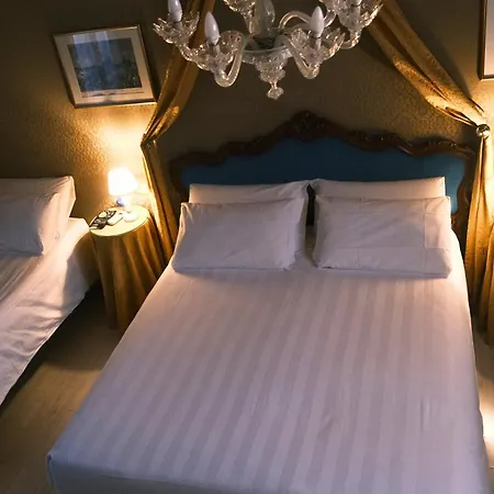 H O T E L S A N G A L L O L Hotel Wenecja