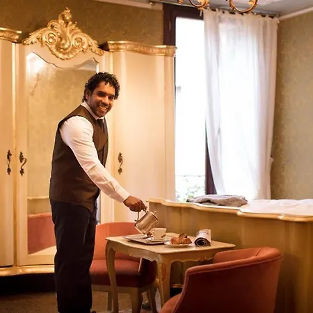Hotel Flora Venezia