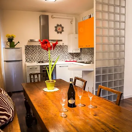 Enjoy Apartment *