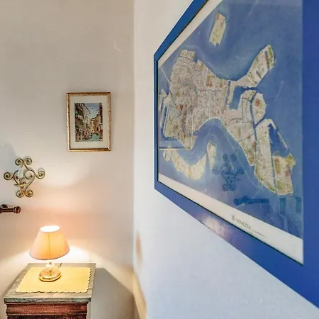 Apartment View In Venice! Charming With Private Roof Terrace