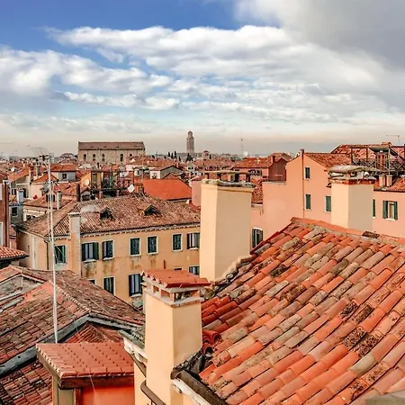 View In Venice! Charming With Private Roof Terrace