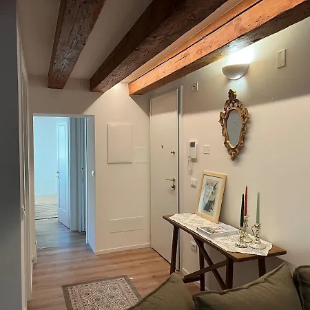 Venexiana Apartment