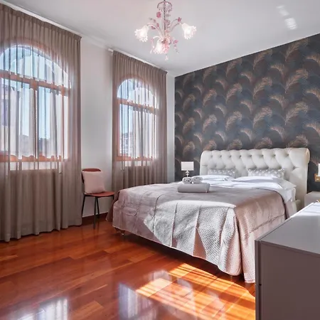 Vista Canale Apartment Venice
