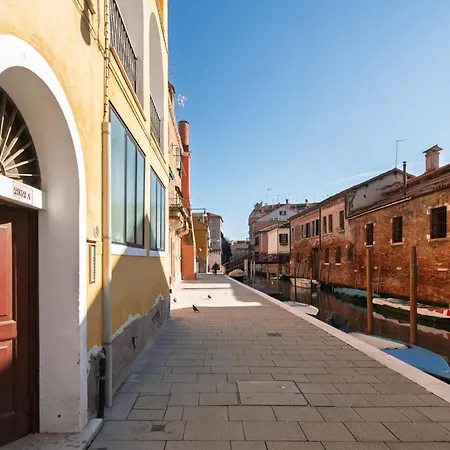 Vista Canale Apartment Venice