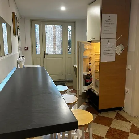 Amdg Hostel