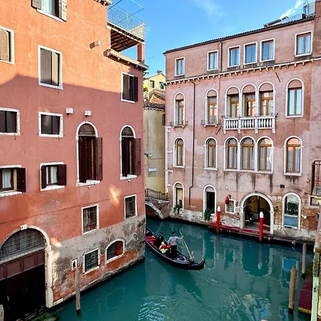 Apartment Surian Venice