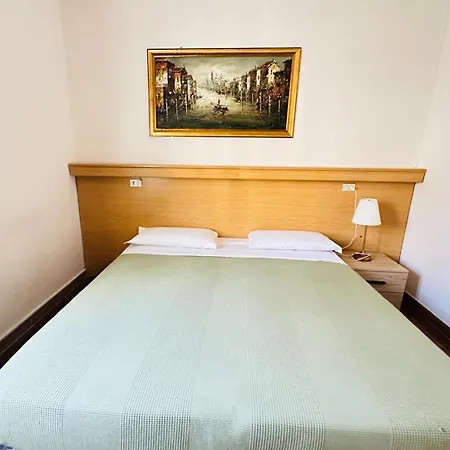 Tito Hotel Mestre