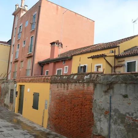Apartment Con Corte Privata Venice