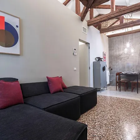 Ca Delle Capriate, An Intimate Retreat At Ca D'oro Apartment