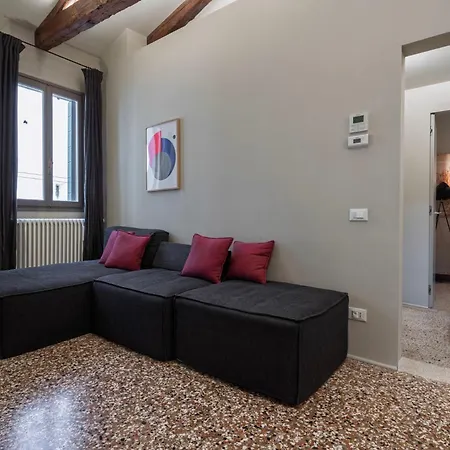 Ca Delle Capriate, An Intimate Retreat At Ca D'oro * Venice