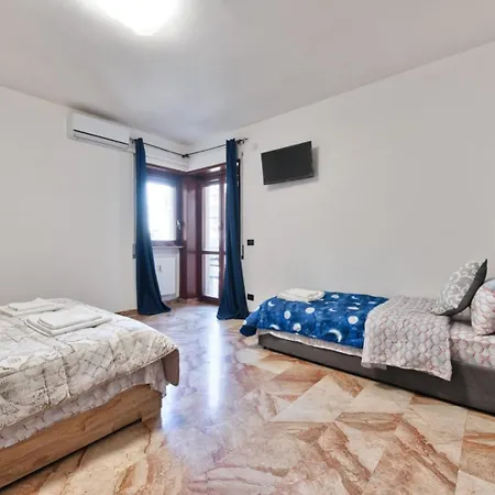 Easy Downtown - 3 Appartamento *
