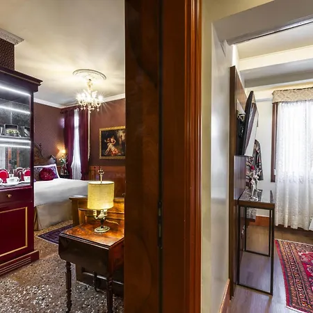 Casa Nicolo Priuli Hotel 3*