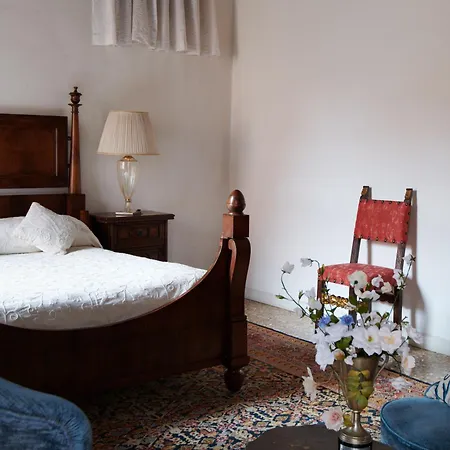 Palazzo Contarini Della Porta Di Ferro Aparthotel Venice