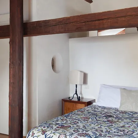 Aparthotel Palazzo Contarini Della Porta Di Ferro *