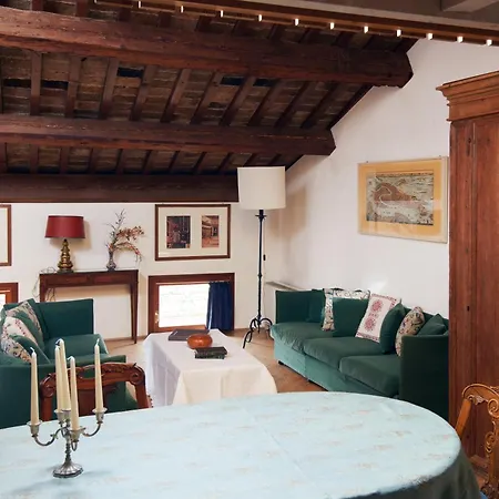 Aparthotel Palazzo Contarini Della Porta Di Ferro