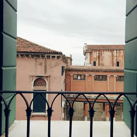 Palazzo Contarini Della Porta Di Ferro * Venice