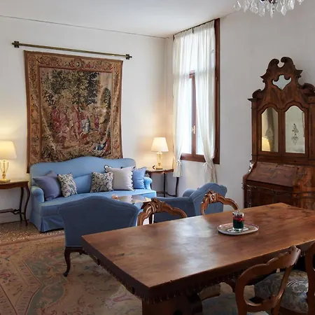 Aparthotel Palazzo Contarini Della Porta Di Ferro Venice