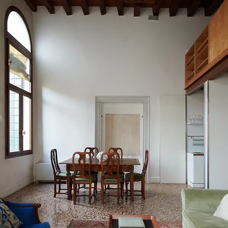 Palazzo Contarini Della Porta Di Ferro Aparthotel Venice