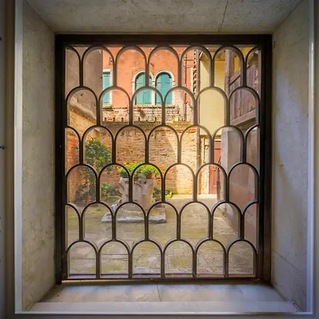Santa Marghe House *