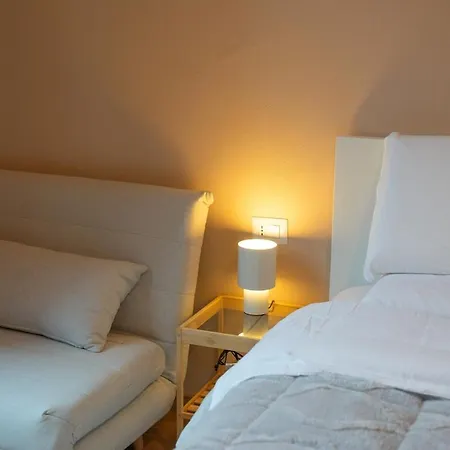 200m Mestre Station 3 Big Bedrooms With Ac Tv Apartamento Venecia