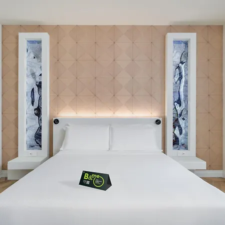 Hotel Laguna 3*