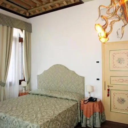 Ca' Dei Polo Hotel