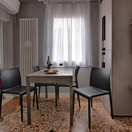 Da Bruno Homes Apartmán *