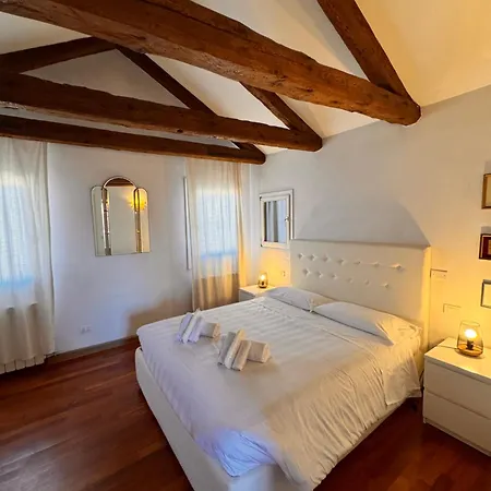 Vivere - Cozy In The Heart Of