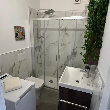 Easy Apartment *