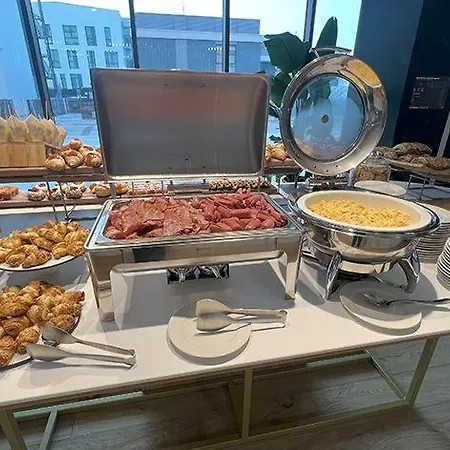 Laguna Otel 3*