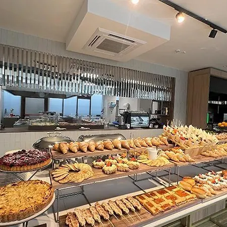 Otel Laguna 3*