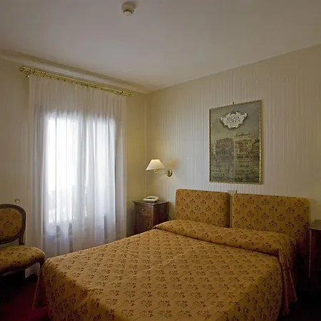 Agli Alboretti 3*