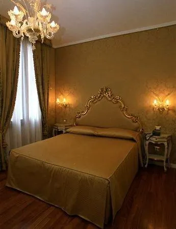Casa Pisani Canal Pensión Venecia