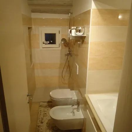Ca' Dei Carpini Apartment *