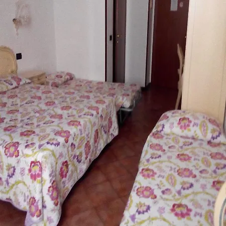 Guest house Alloggi Ss Giovanni E Paolo Venice